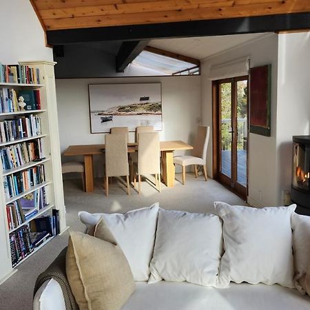 The Black Chalet Whitianga Exterior foto