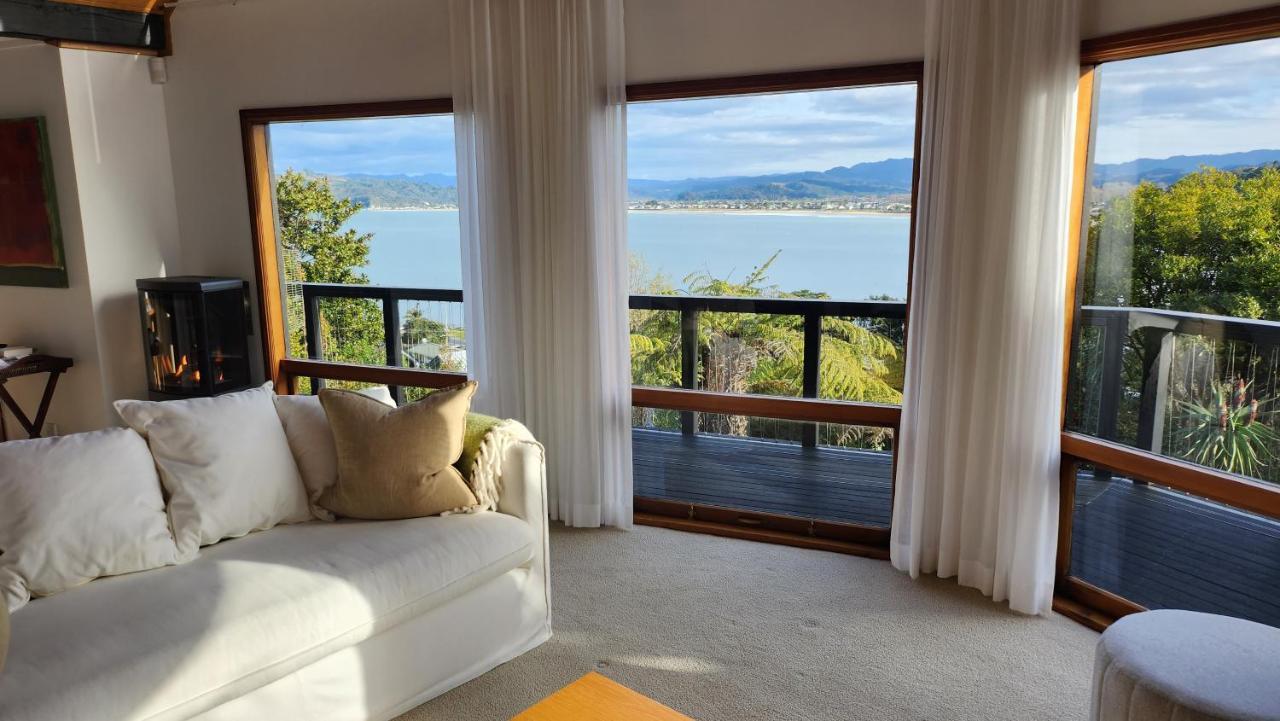 The Black Chalet Whitianga Exterior foto